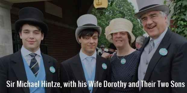 Майкл Хинце