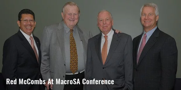 Ред МакКомбс на конференции Macrosa