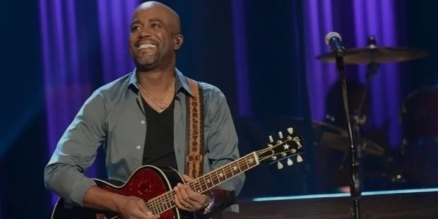darius rucker performs in nashville, tennessee darius rucker performs in nashville, tennessee